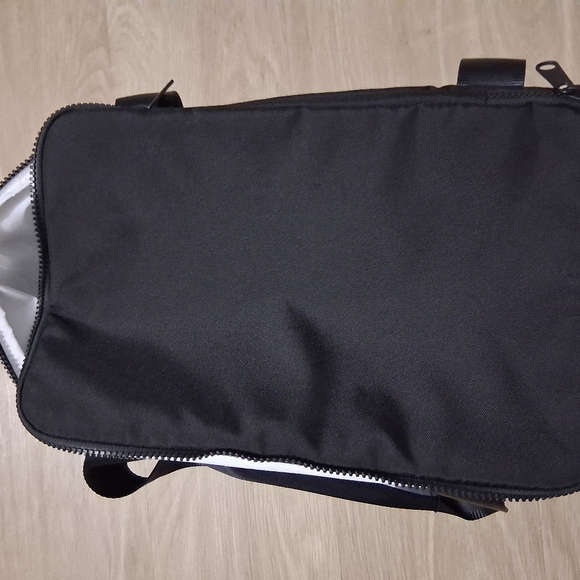 Star Wars Black VERA BRADLEY Cooler/ Lunch Bag Black And White - Picture 5 of 9